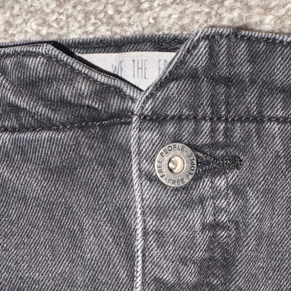 Free People Charcoal Black w grey undertone Mini Skirt has pockets + belt loops - Picture 8 of 11